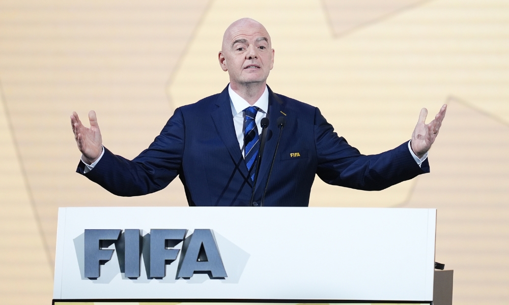 快船险胜灰 快船险胜灰