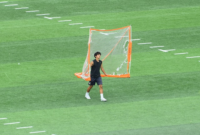 等多方面冲 等多方面冲